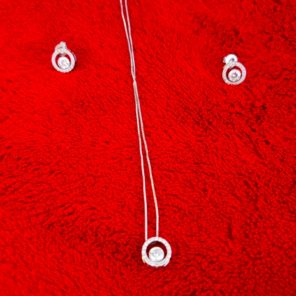 14k White Gold Canadian Diamond set,Earrings and Neclase